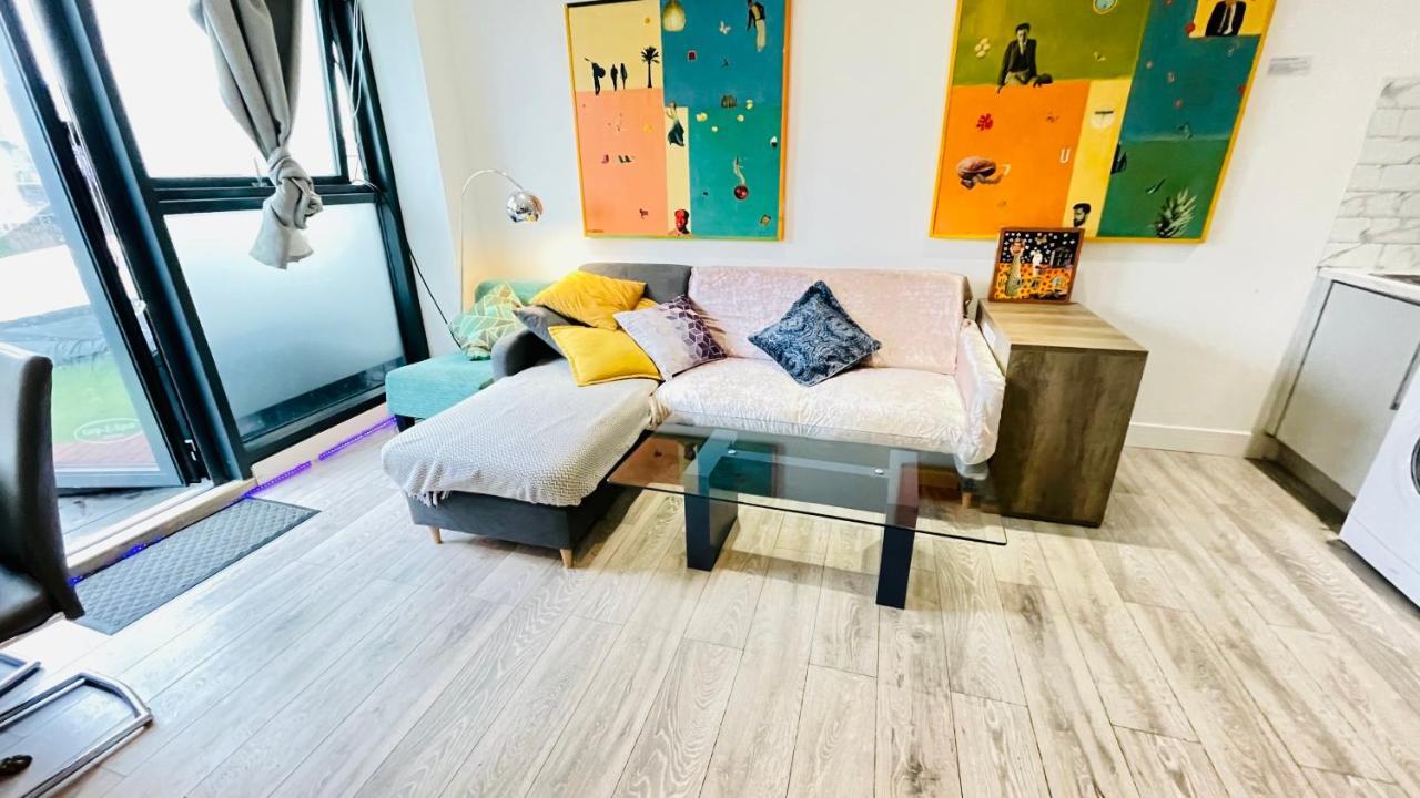 Апартаменты Brick Lane Living Quarters Лондон Экстерьер фото