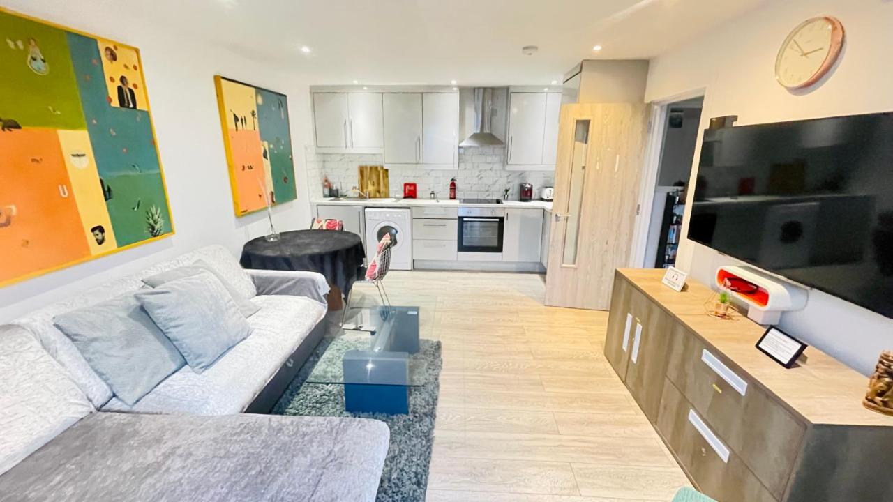 Апартаменты Brick Lane Living Quarters Лондон Экстерьер фото