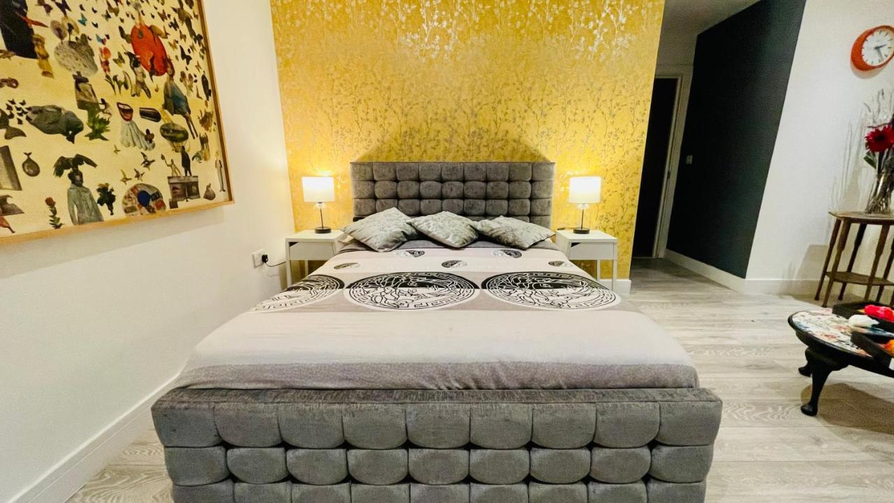 Апартаменты Brick Lane Living Quarters Лондон Экстерьер фото